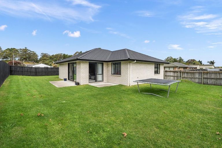 Photo of property in 42 Tamure Place, Ruakaka, 0116