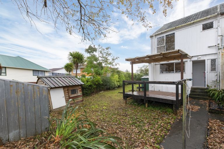 Photo of property in 7/108 West Coast Road, Glen Eden, Auckland, 0602