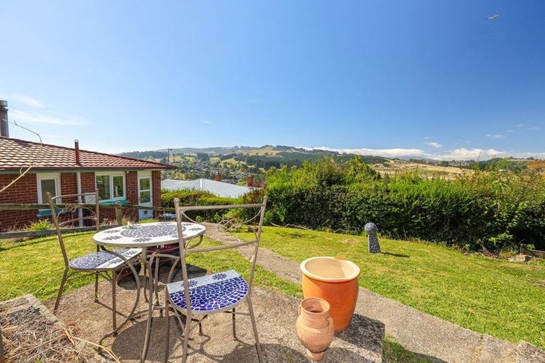 Photo of property in 5 Church Hill Road, Green Island, Dunedin, 9018