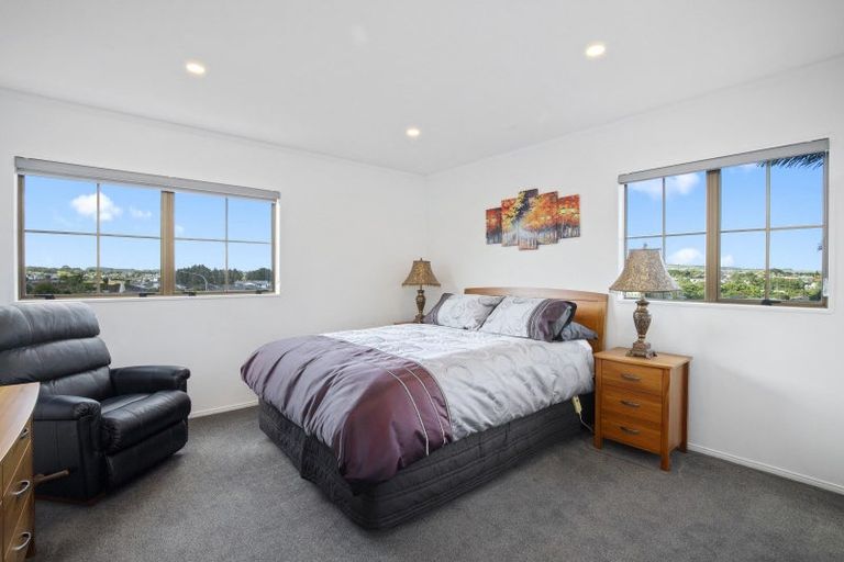 Photo of property in 112 Valley Road, Pukekohe, 2120