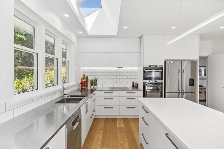 Photo of property in 19a Crichton Terrace, Cashmere, Christchurch, 8022