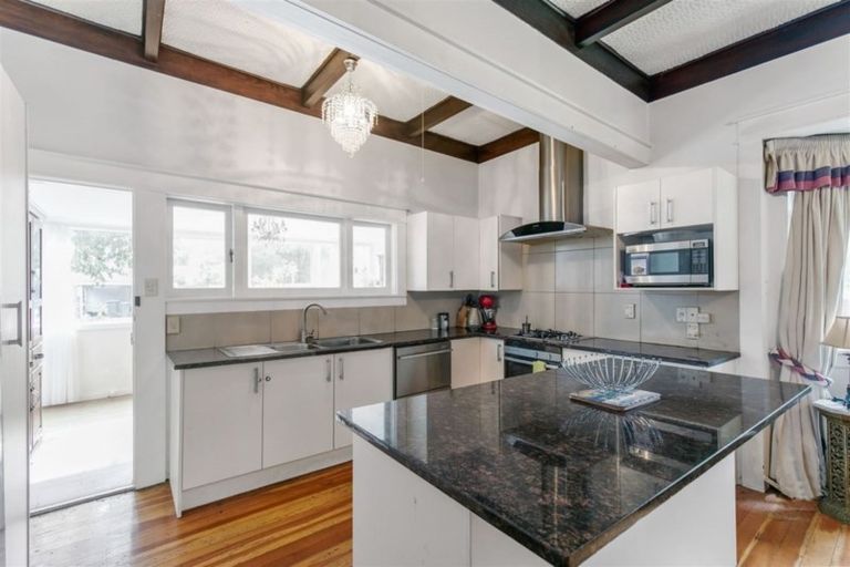 Photo of property in 47 Pah Road, Epsom, Auckland, 1023