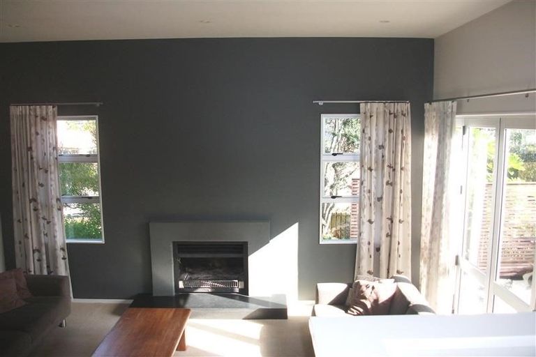 Photo of property in 12 Bushglen Court, Browns Bay, Auckland, 0630