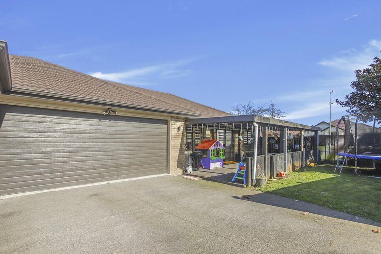Photo of property in 14 Toscana Drive, Karaka, Papakura, 2113