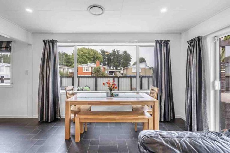 Photo of property in 47 Lauder Crescent, Heidelberg, Invercargill, 9812