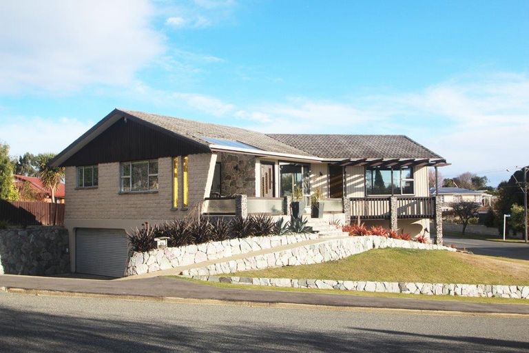 Photo of property in 42 Leven Street, South Hill, Oamaru, 9400