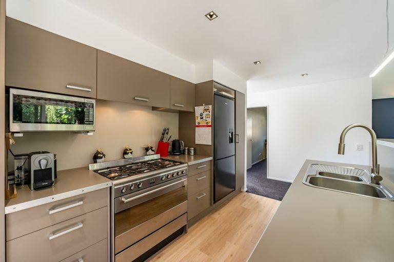 Photo of property in 8a Whitehouse Road, Titahi Bay, Porirua, 5022