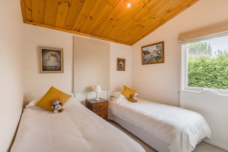 Photo of property in 75 Elizabeth Street, Waikanae, 5036