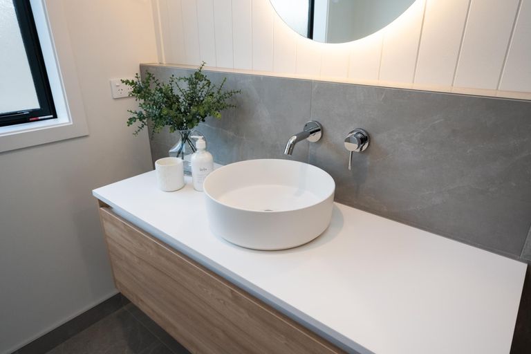 Photo of property in 469a Ruahine Street, Terrace End, Palmerston North, 4410