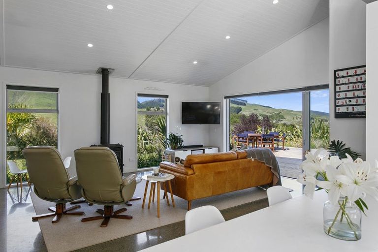 Photo of property in 550 Whangamata Road, Kinloch, Taupo, 3377