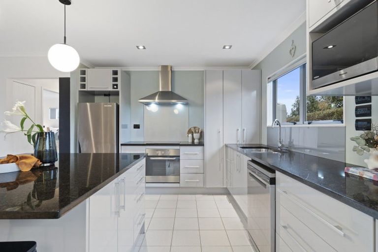 Photo of property in 54a George Crescent, Buckland, Pukekohe, 2677