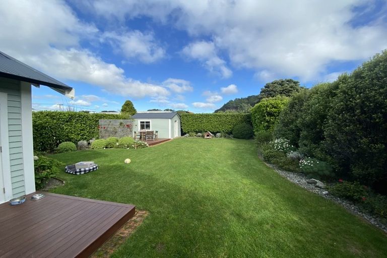 Photo of property in 52 Dundas Street, Seatoun, Wellington, 6022
