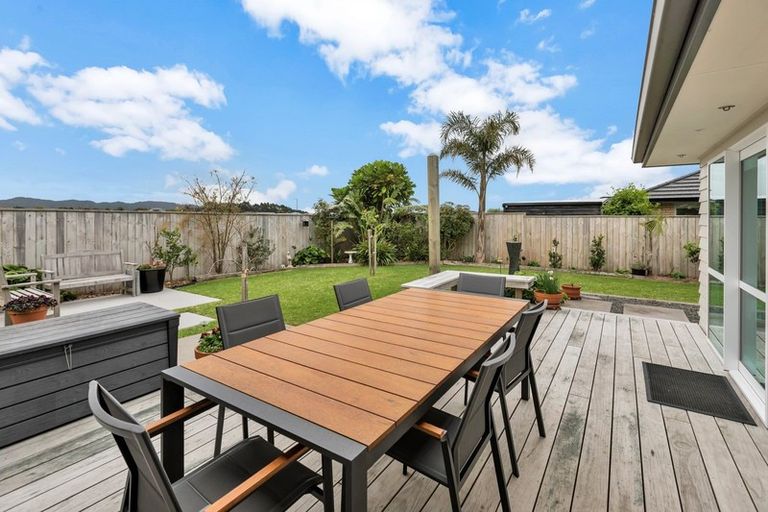 Photo of property in 40 Kowi Lakes Drive, One Tree Point, 0118