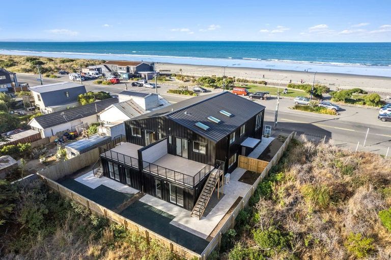 Photo of property in 85a Marine Parade, North New Brighton, Christchurch, 8083