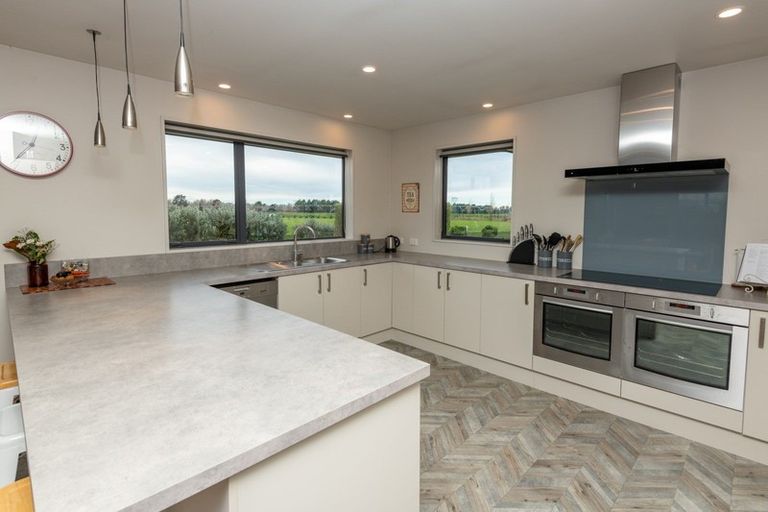 Photo of property in 360 Ashburton Staveley Road, Greenstreet, Ashburton, 7771