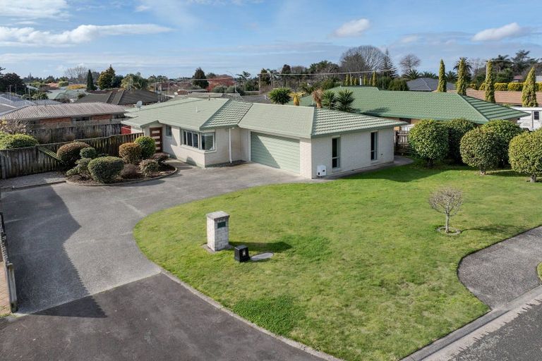 Photo of property in 5 Burnt Oak Drive, Pyes Pa, Tauranga, 3112