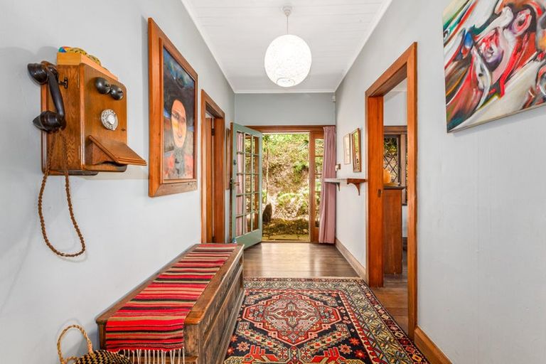 Photo of property in 455 Muritai Road, Eastbourne, Lower Hutt, 5013