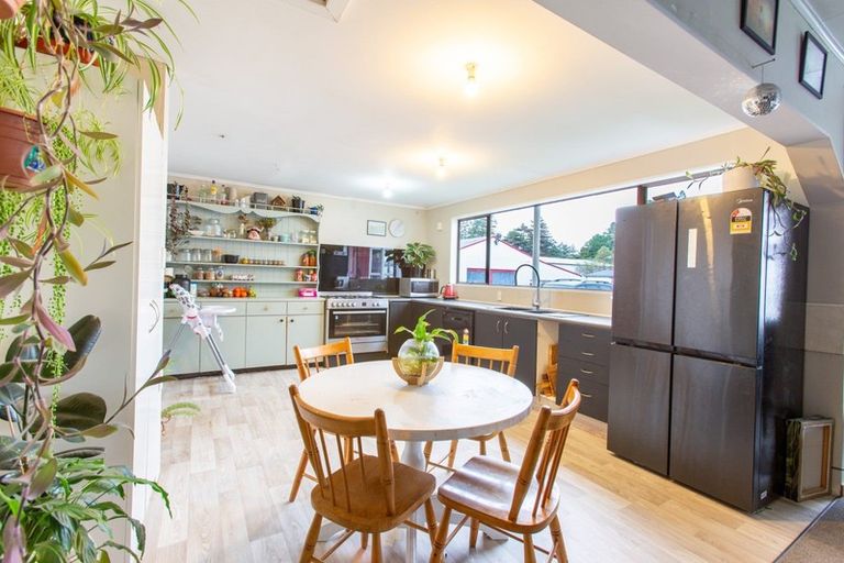 Photo of property in 25 York Street, Dannevirke, 4930