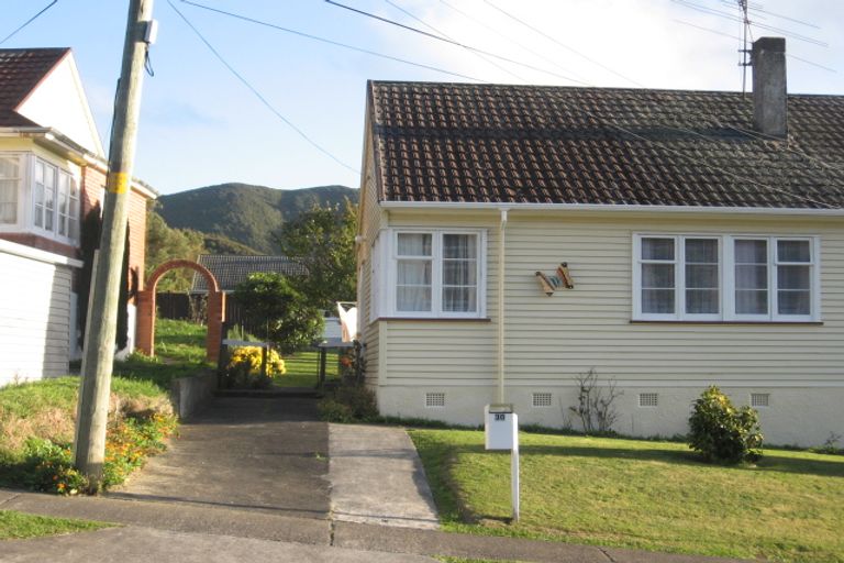 Photo of property in 30 Wilkie Crescent, Naenae, Lower Hutt, 5011
