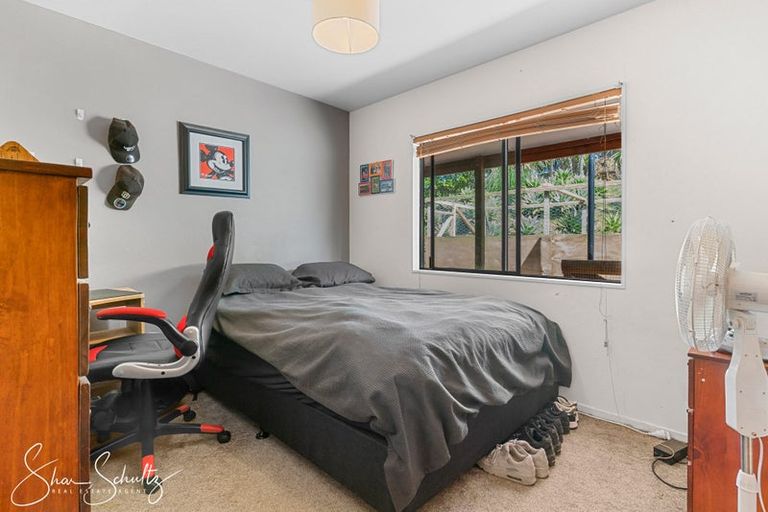 Photo of property in 9 Bickerstaffe Road, Maungaturoto, 0520