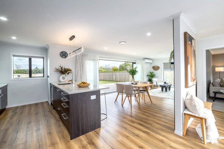 Photo of property in 21 Coralie Place, Lansdowne, Masterton, 5810