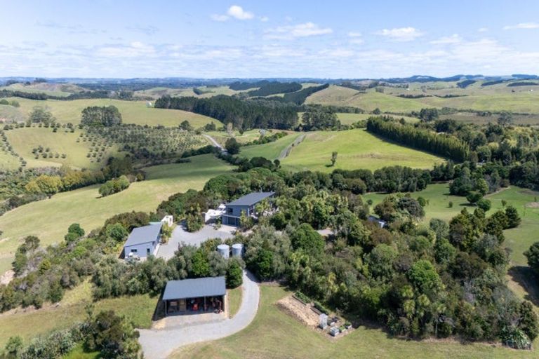 Photo of property in 128 Te Kowhai Point Road, Kerikeri, 0294