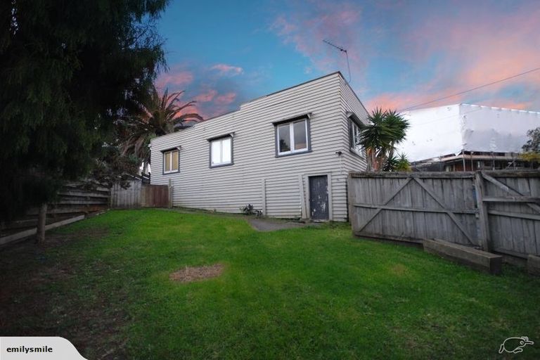 Photo of property in 173 Stredwick Drive, Torbay, Auckland, 0630