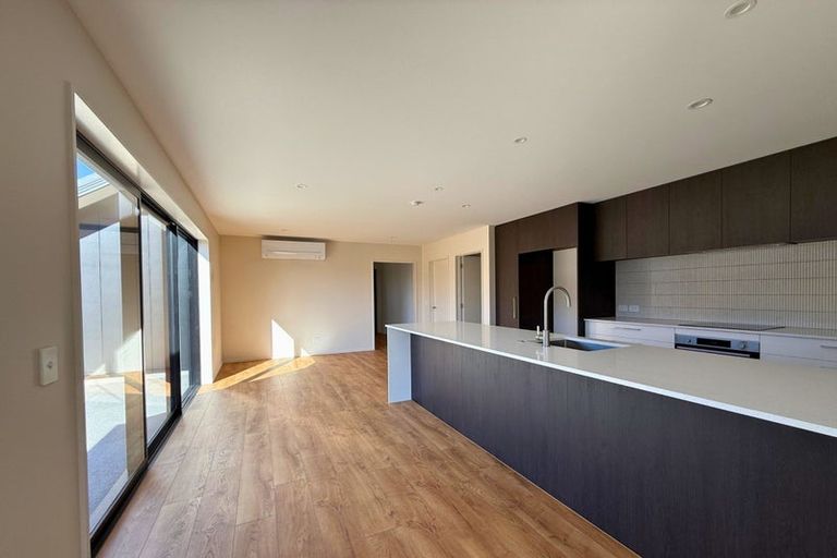 Photo of property in 92 Northlake Drive, Wanaka, 9305