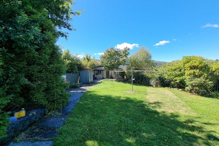 Photo of property in 63 Ranfurly Street, Runanga, 7803