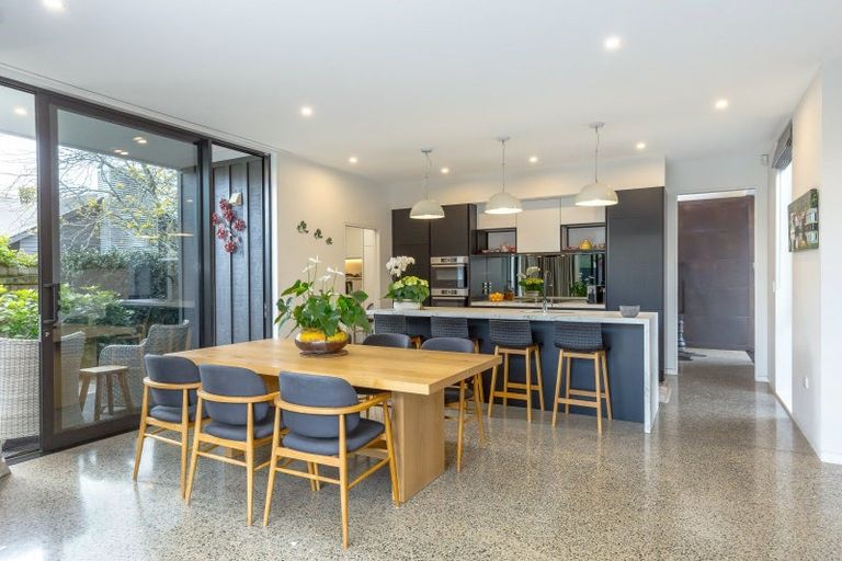 Photo of property in 91 Kuratawhiti Street, Greytown, 5794