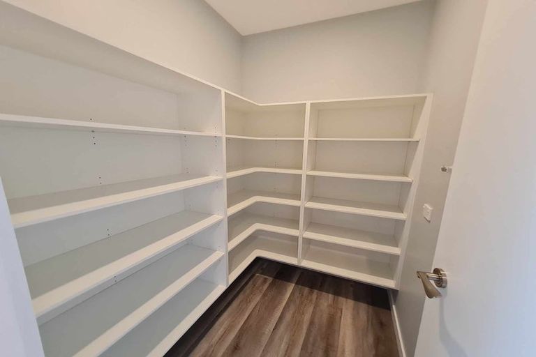 Photo of property in 126 Gayhurst Road, Dallington, Christchurch, 8061