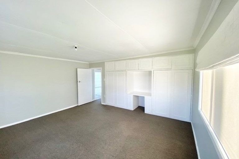Photo of property in 22a Sussex Street, Levin, 5510