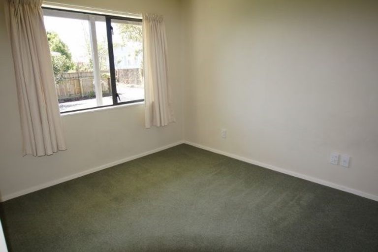 Photo of property in 12a Nimon Street, Havelock North, 4130