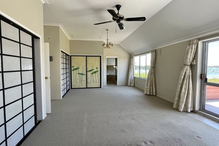 Photo of property in 13 Dayspring Way, Pakuranga, Auckland, 2010