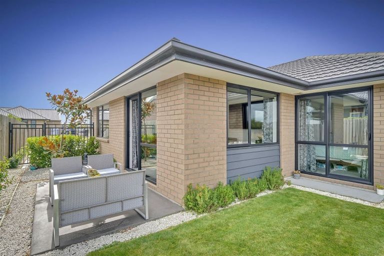 Photo of property in 23 Arabella Crescent, Yaldhurst, Christchurch, 8042