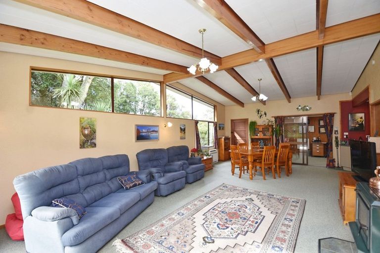 Photo of property in 44 Awarua Road, Otatara, Invercargill, 9879