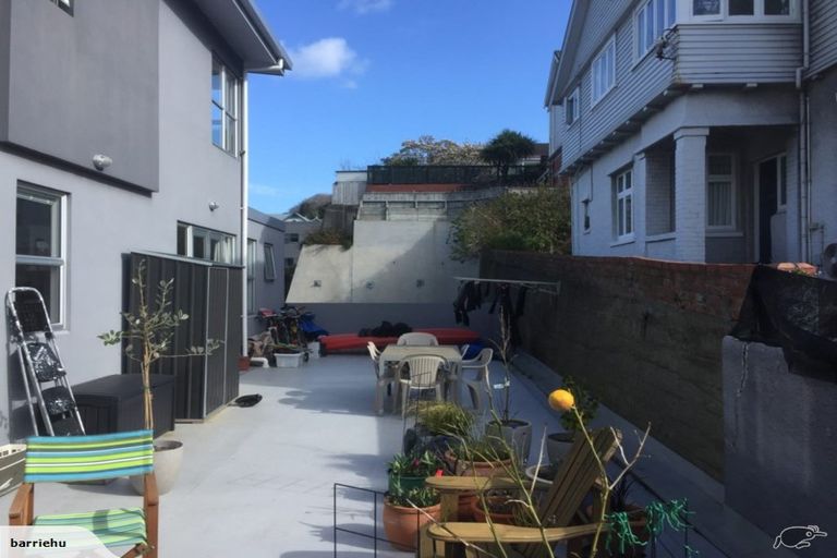 Photo of property in Qba Apartments, 5c/51 Webb Street, Mount Cook, Wellington, 6011