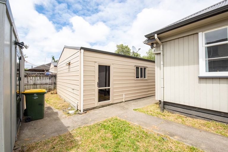 Photo of property in 171c Wallace Road, Mangere Bridge, Auckland, 2022