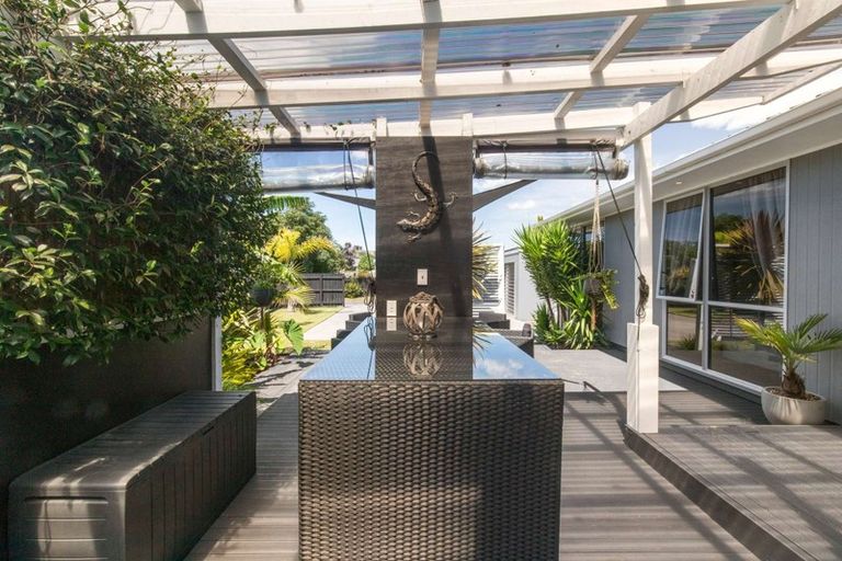 Photo of property in 11a Belray Place, Papamoa Beach, Papamoa, 3118