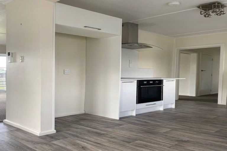 Photo of property in 20 Merton Crescent, Pirimai, Napier, 4112