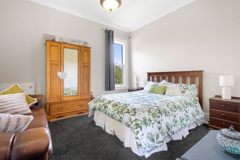 Photo of property in 1033 Masterton Castlepoint Road, Tauweru, Masterton, 5889