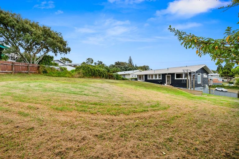 Photo of property in 1a Granby Place, Westown, New Plymouth, 4310