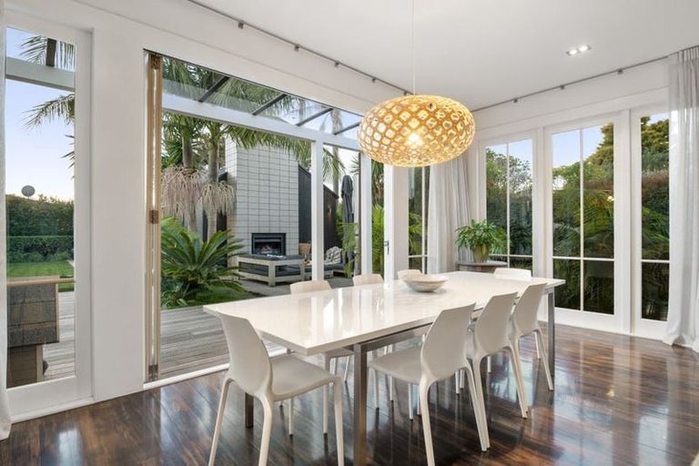 Photo of property in 26 Norwood Road, Bayswater, Auckland, 0622