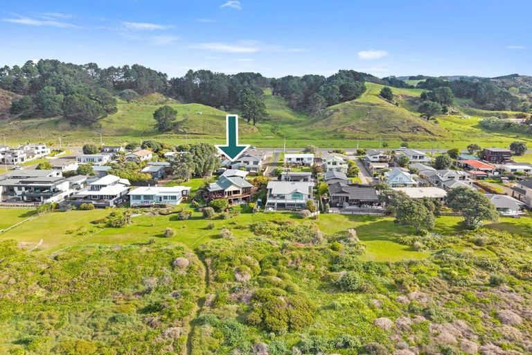 Photo of property in 283b Pohutukawa Avenue, Ohope, 3121