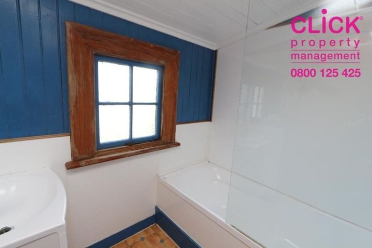 Photo of property in 6 Railway Lane, Outram, 9019