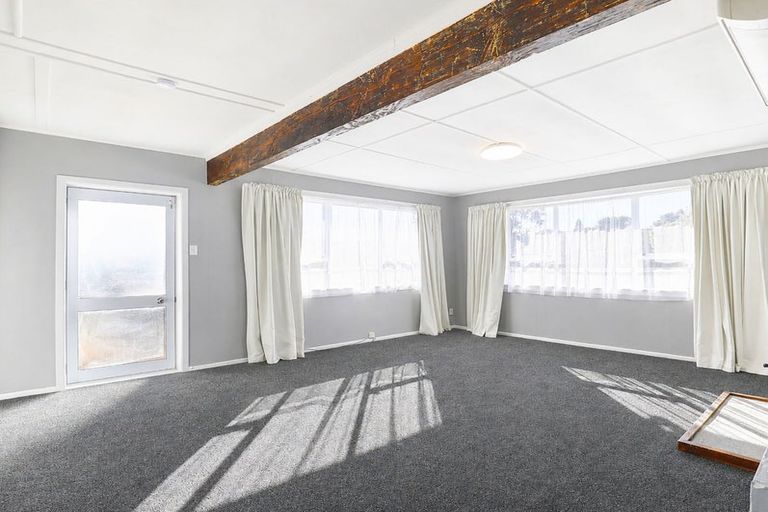 Photo of property in 2 Ngareta Road, Mourea, Rotorua, 3074