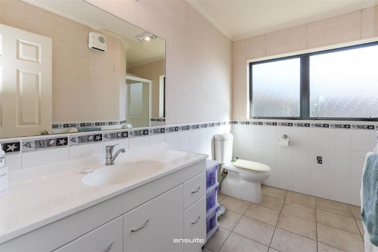 Photo of property in 20 Frame Place, Owhata, Rotorua, 3010