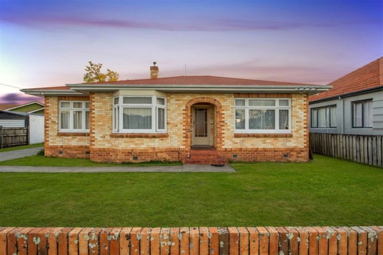 Photo of property in 76 Claude Street, Fairfield, Hamilton, 3214