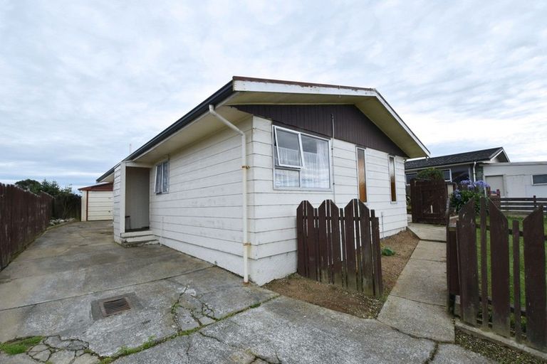 Photo of property in 82 Dunbeath Place, Kew, Invercargill, 9812