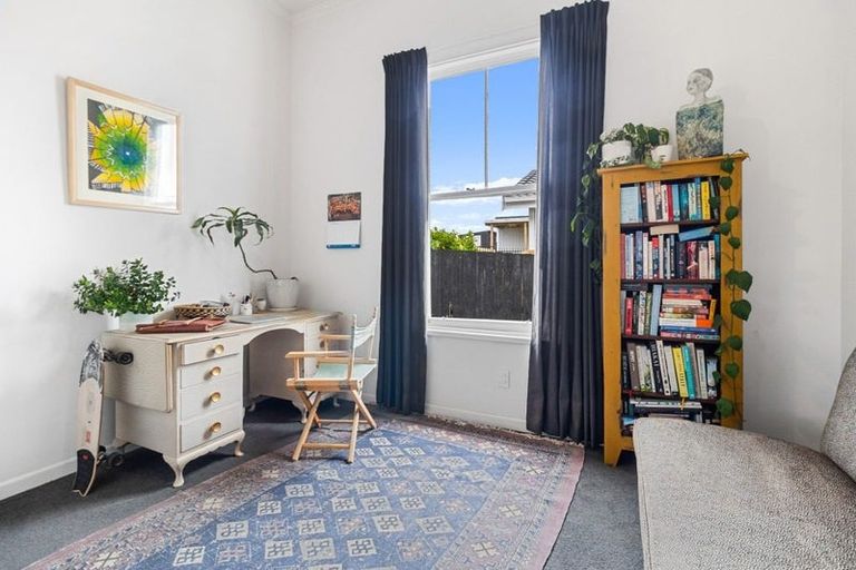 Photo of property in 231a Sturges Road, Henderson, Auckland, 0612